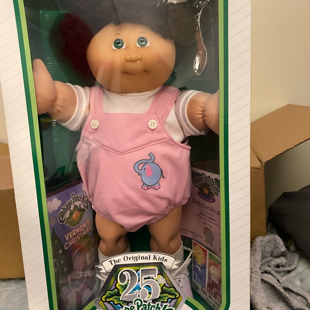 Rare Cabbage Patch Kids 25th Anniversary Doll Premier Edition!